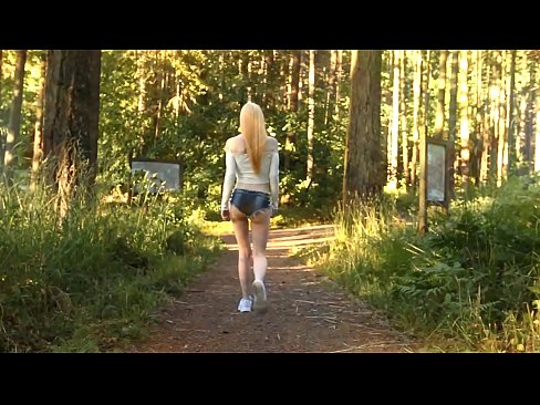 ❤️ Убавата жена полека се движи, а не голо видео Ебате видео на порно mk.verhentai.ru ❌️❤